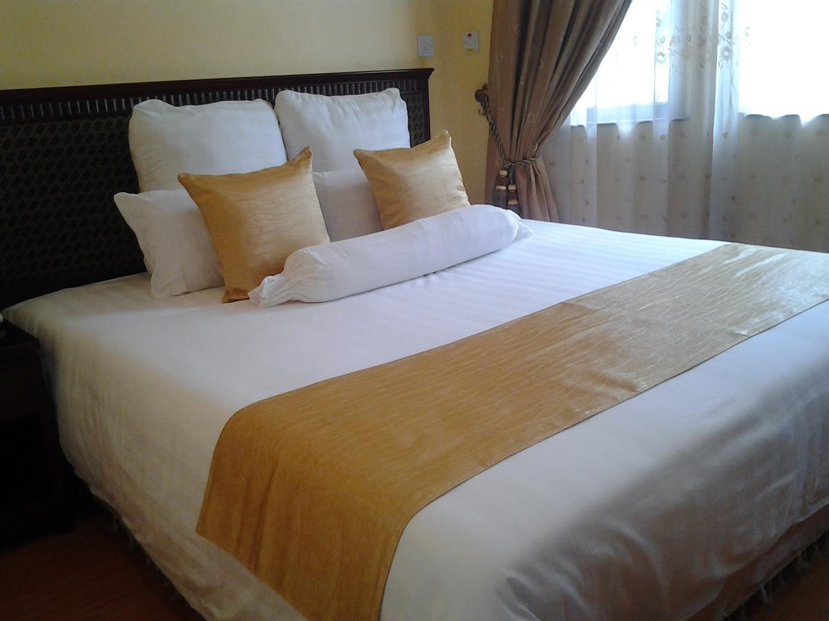 Gold Crest Hotel - Arusha Exteriör bild